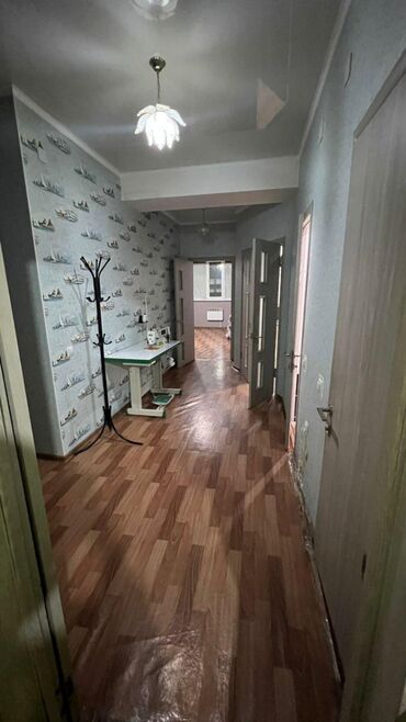 квартира в нарын: 2 комнаты, Собственник, Без подселения, С мебелью полностью