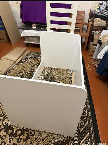 bal: Uşaq beşiyi – ağ rəngdə, müasir dizayn. - Material: laminat/MDF tipli — 1