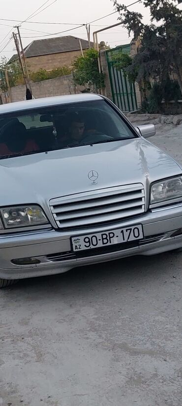 elit oluxana mercedes: Mercedes-Benz 200: 2 l | 1997 il Sedan