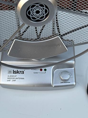 prolutex mk: Na prodaju kvalitetna Iskra sobna TV antena sa ugrađenim pojačalom — 7