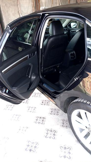 титановая: Volkswagen Passat: 2018 г., 2 л, Автомат, Бензин, Седан — 6