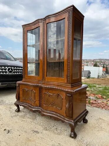 Stilske vitrine: Stilska Chippendale vitrina - MOGUĆ PREVOZ Ukrašena duborezom, lavlje — 9