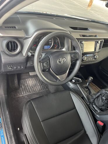 Toyota: Toyota RAV4: 2018 г., 2 л, Автомат, Бензин, Внедорожник — 8