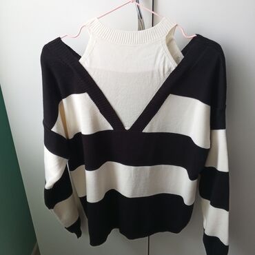 женские классические свитера: Qadın trikotaj sviter - Rəng: qara-ağ enli zolaqlı - Dizayn: ön və