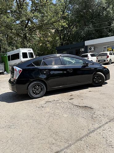 corolla 2016: Toyota Prius: 2014 г., 1.8 л, Автомат, Гибрид, Хэтчбэк — 8