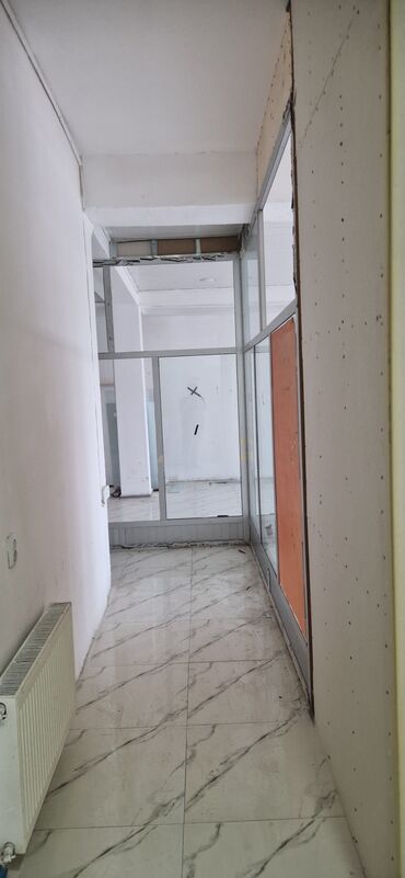 Ofislər: İcarəyə verilir----Masazırda yol kənarında 3 mərtəbəli +açıq mansarlı — 9