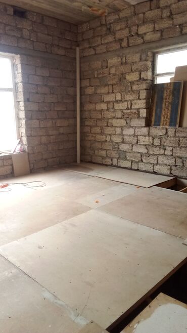 Otaqların uzunmüddətli kirayəsi: . barter var . maşınla evlə əlavə pul vermekle ev maşınla baxır — 12