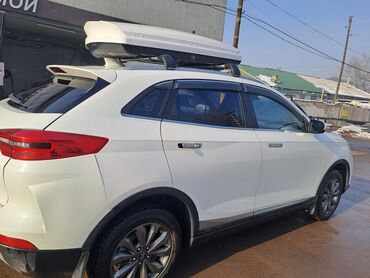 Weltmeister: Weltmeister EX5, 2021 г., 74478 км — 9