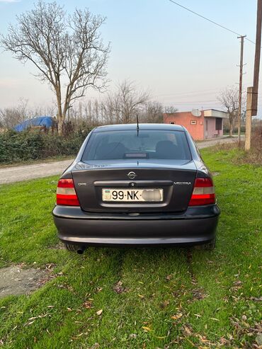 Opel: Opel Vectra: 2 l | 1997 il 414711 km Sedan — 4