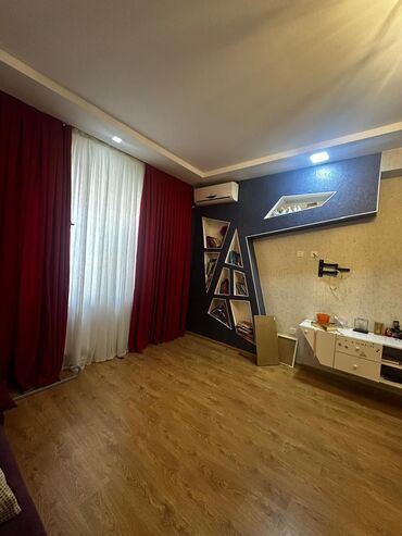 Uzunmüddətli kirayə mənzillər: Salam ev Xanimlara ve Aileli sexslere verilir. Her bir seraiti var 4 — 8