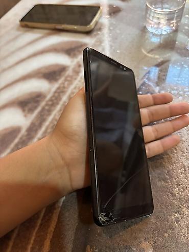 samsung c8 almaq: Samsung Galaxy A8 Plus 2018, 32 GB, rəng - Qara, Qırıq — 2