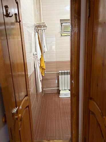 Продажа квартир: 4 комнаты, 84 м², 1 этаж — 5