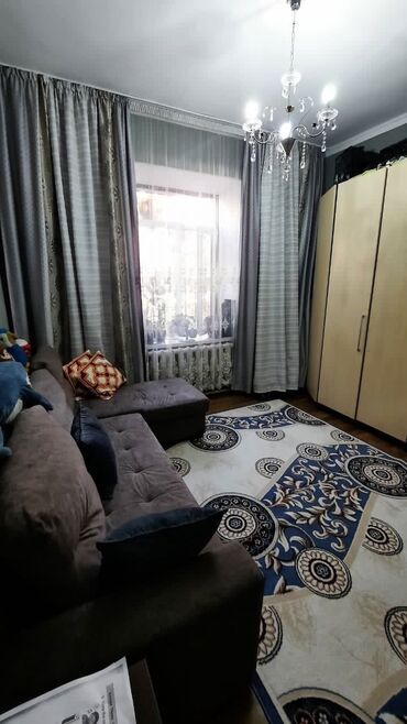 ������������ 1������ ���� �� �������������� в Кыргызстан | Продажа квартир: 3 комнаты, 64 м², 1 этаж, Без мебели