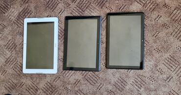 Tableti: 3 tableta veliki 10 inca 1000 dinara komad, kao novi,idu kao — 2