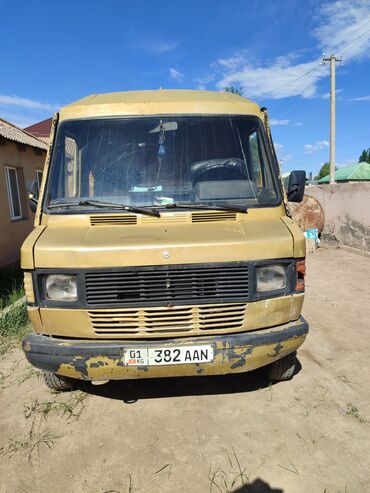 мерседес бенс 1320: Легкий грузовик, Mercedes-Benz, Стандарт, 3 т, Б/у