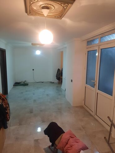 Uzunmüddətli kirayə mənzillər: 7 otaqlı mənzil – geniş və işıqlı Xüsusiyyətlər: - Planlaşdırma: uzun -da lalafo.az — 24 Uzunmüddətli kirayə mənzillər: 7 otaqlı mənzil – geniş və işıqlı Xüsusiyyətlər: - Planlaşdırma: uzun — 24