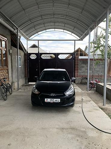 Продажа авто: Hyundai Solaris: 2013 г., 1.6 л, Механика, Бензин, Седан — 6