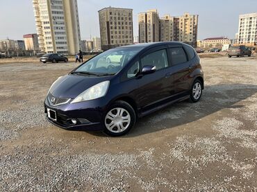 продажа авто в армении: Honda Fit: 2009 г., 1.5 л, Вариатор, Бензин, Хэтчбэк