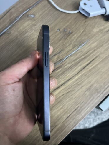 Apple iPhone: IPhone 12, Б/у, 64 ГБ, Черный, 78 % — 5