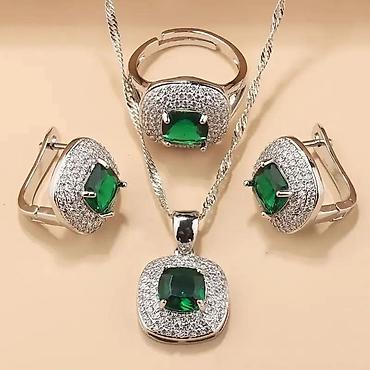 Setovi nakita: Set nakita – 2 varijante 1) Srebrni lanac i narukvica - Materijal — 10