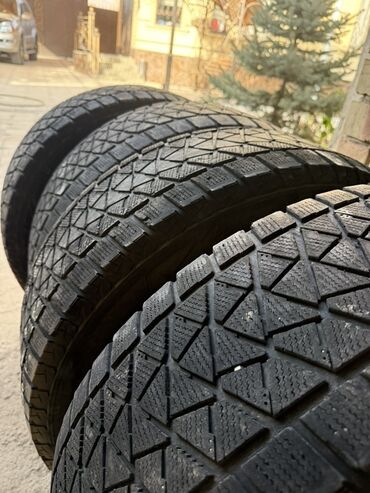 шины и диск: Шины 265 / 65 / R 17, Зима, Б/у, Комплект, Легковые, Япония, Bridgestone