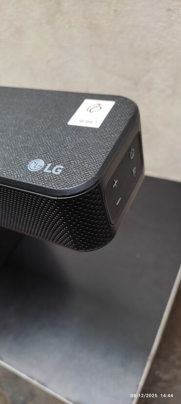 Dinamiklər və kolonkalar: Yeni LG Kolonka, Növ - Saundbar, rəng - Qara — 8