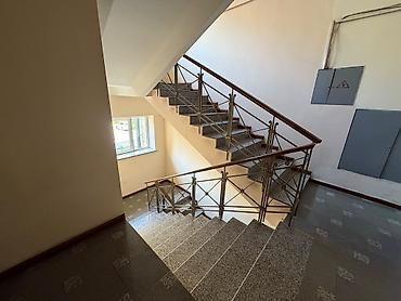 дзерж: 4 комнаты, 221 м², Золотой квадрат 2 этаж — 3