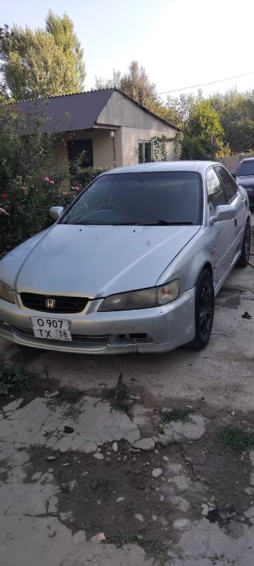 Honda: Honda Accord: 1999 г., 2 л, Автомат, Бензин, Седан