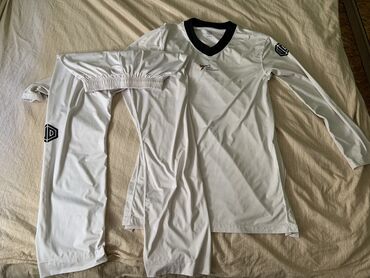 гантель цена в бишкеке: Продаю Олимпийский добок Owod 
TAEKWONDO WT