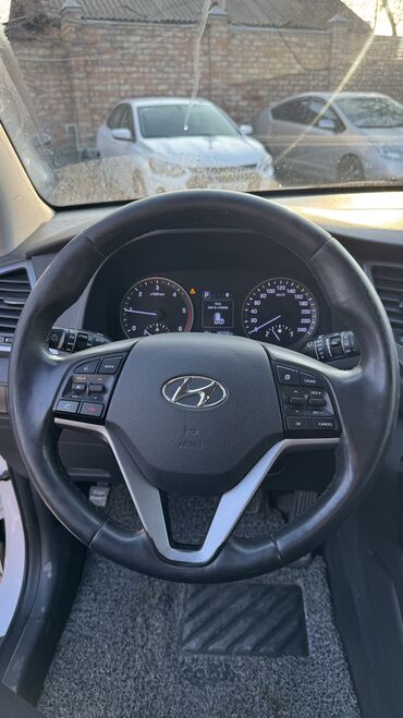 Hyundai: Hyundai Tucson: 2016 г., 2 л, Автомат, Дизель, Кроссовер at lalafo.kg — 7 Hyundai: Hyundai Tucson: 2016 г., 2 л, Автомат, Дизель, Кроссовер — 7