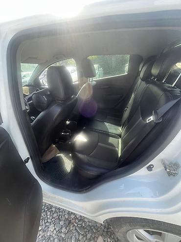 spark 7: Chevrolet Spark: 2018 г., Вариатор, Бензин, Хэтчбэк — 5