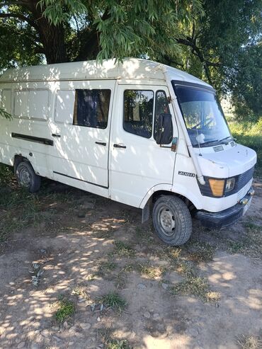 Mercedes-Benz: Mercedes-Benz : 1993 г., 2.9 л, Механика, Дизель, Бус