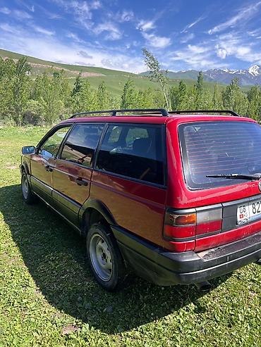 бора машина: Volkswagen Passat Variant: 1993 г., 2 л, Механика, Универсал — 4