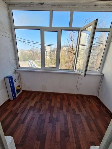 квартиры в районе 4 гор больницы: 1 комната, 34 м², 104 серия, 4 этаж, Косметический ремонт