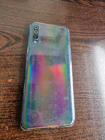 galaxy a50: Samsung Galaxy A50, rəng - Qara, Barmaq izi — 2