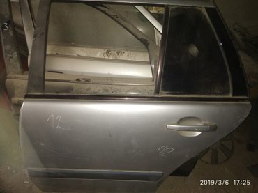 Автозапчасти: Дверь задний левый универсал 1500сом на lalafo.kg Дверь задний левый универсал 1500сом в Бишкек