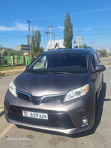 Toyota: Toyota Sienna: 2019 г., 3.5 л, Автомат, Бензин, Минивэн — 4