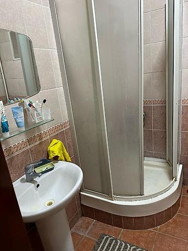 Долгосрочная аренда домов: 370 м², 7 комнат — 15