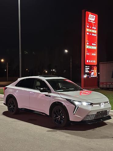 движок элек: Honda e:NS2: 2025 г., 0.1 л, Автомат, Электромобиль, Кроссовер — 1