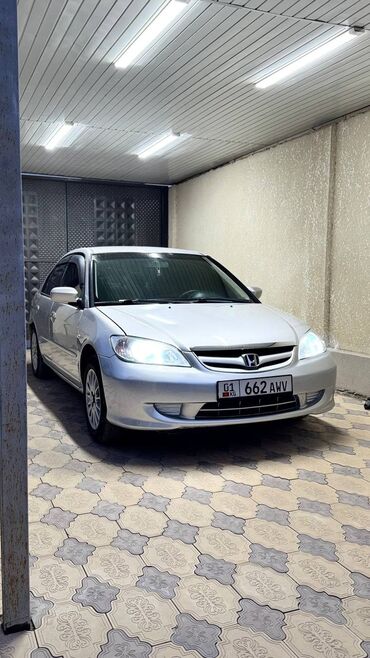 срочно продается машина: Honda Civic: 2004 г., 1.6 л, Механика, Бензин, Седан