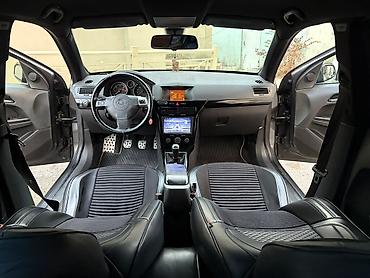 Opel: Opel Astra H Hatchback - Kuzov: 5 qapılı hatchback, tünd boz rəng - — 5