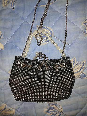 libuel bags: Elegantna večernja torbica sa kristalnim sjajem - Model: bucket/pouch — 3
