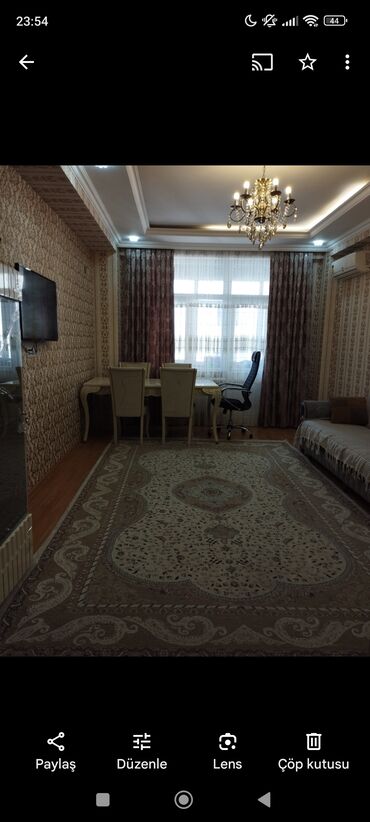 3 комнатная квартира: Masazırda Viktoriya MTK-da 3 otaqlı 105 kvadratmetr ev kirayə verilir