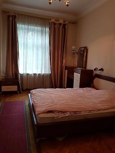 аренда комната бишкек: 3 бөлмө, 80 м², Сталинка, 2 кабат, Эски ремонт — 3