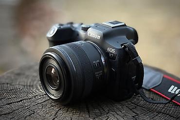 Canon EOS R7 + Canon RF 35mm F1.8 Macro IS STM Canon EOS R7 və Canon