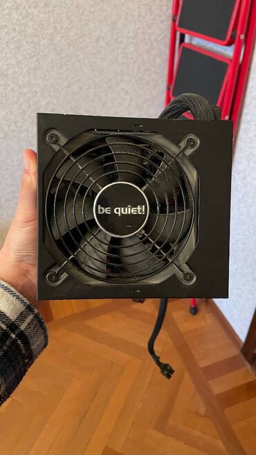 Qida blokları: Qida bloku be quiet!, 700 W — 3