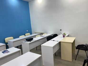 Digər mebel: 110 AZN Ofis masaları Şəhər: Bakı Malın tipi: Ofis mebeli Satılır
