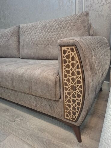 Divanlar: Divan, İşlənmiş, Açılan, Bazalı, Parça, Çatdırılma yoxdur — 3