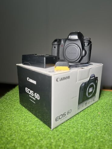 Фотоаппараты: Продаю Б/У фотоаппарат Canon 6D. Продам Canon 6D Состояние