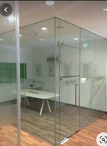 ofis mebel: Şəffaf arakəsmə, Açılan — 3